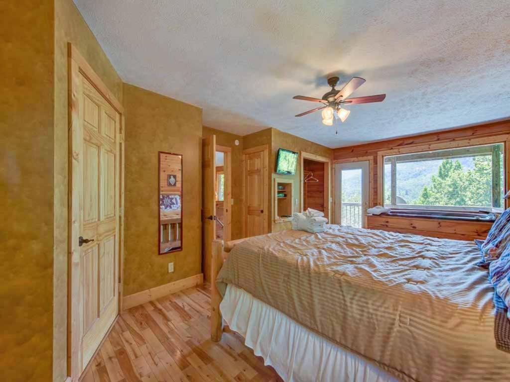 Majestic View, 1 Bedroom, Sleeps 2, Jetted Tub, Mountain View, Hot Tub Gatlinburg Zewnętrze zdjęcie